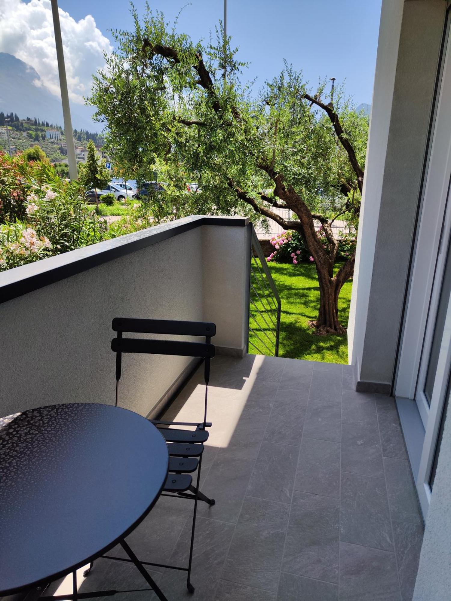 Apartament Oasi Degli Ulivi Riva Zewnętrze zdjęcie